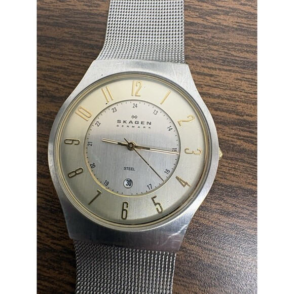 Skagen Denmark Watch Mens Silver Toned Thin Mesh Date Stainless Steel 23XLSGS main image 5